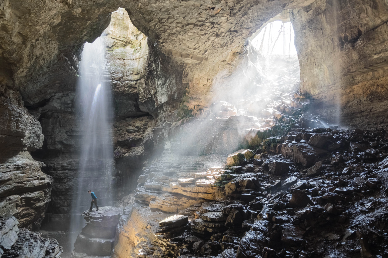 Best places to hike near me with waterfalls and streams